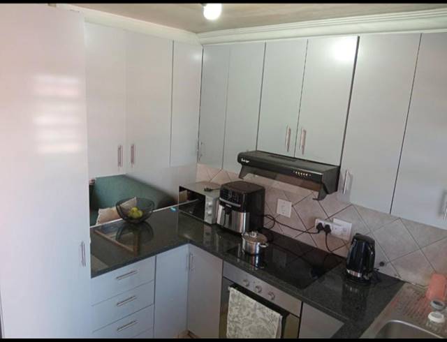 2 BEDROOM APARTMENT FOR SALE IN ALBEMARLE